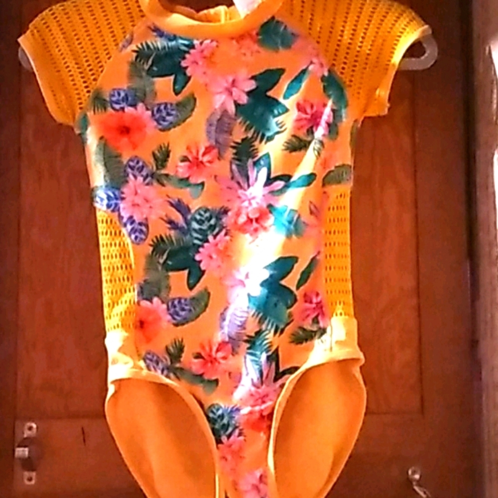 Art class swim suit